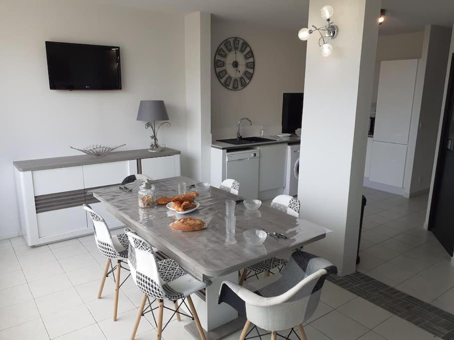 Les Rivages De Rochelongues, T3, Piscine, Clim, Parking Apartment แอกด์ ภายนอก รูปภาพ